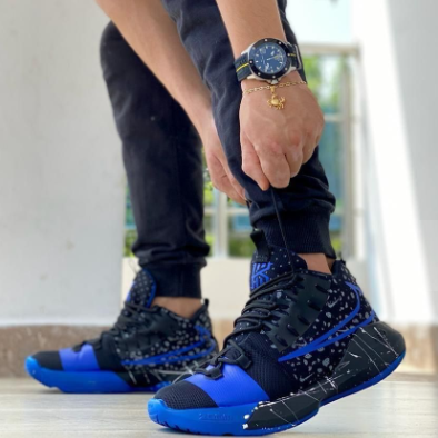 Estas Zapatillas estilo NIKE KYRIE IRVING Son ligeras y ofrecen gran contención lateral, ajuste seguro&nbsp;